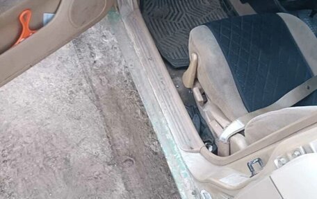 Mitsubishi Mirage VI рестайлинг, 1999 год, 100 000 рублей, 9 фотография