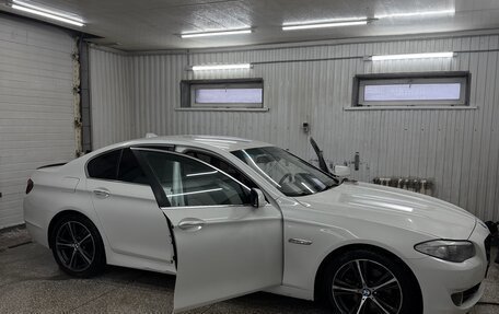 BMW 5 серия, 2012 год, 1 095 000 рублей, 15 фотография
