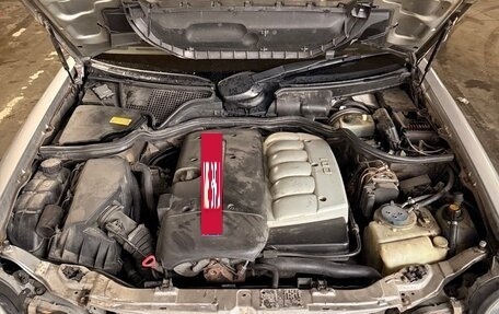 Mercedes-Benz E-Класс, 2000 год, 300 000 рублей, 2 фотография