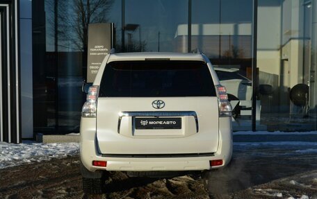 Toyota Land Cruiser Prado 150 рестайлинг 2, 2010 год, 2 650 000 рублей, 6 фотография