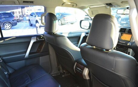 Toyota Land Cruiser Prado 150 рестайлинг 2, 2010 год, 2 650 000 рублей, 19 фотография