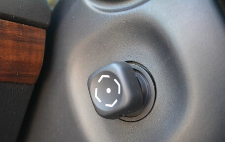 Toyota Land Cruiser Prado 150 рестайлинг 2, 2010 год, 2 650 000 рублей, 34 фотография