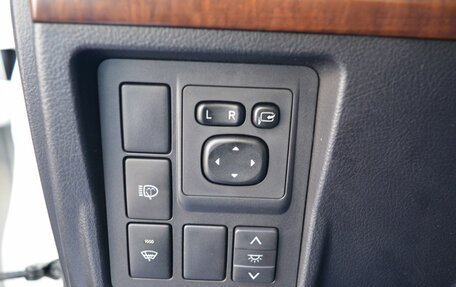 Toyota Land Cruiser Prado 150 рестайлинг 2, 2010 год, 2 650 000 рублей, 27 фотография