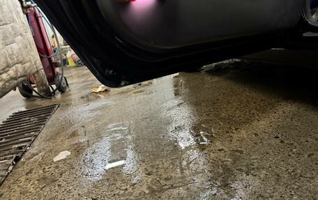 Toyota Ipsum II, 2001 год, 750 000 рублей, 25 фотография