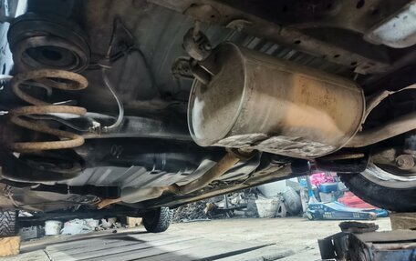 Toyota Ipsum II, 2001 год, 750 000 рублей, 39 фотография