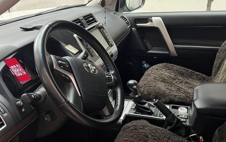 Toyota Land Cruiser Prado 150 рестайлинг 2, 2020 год, 6 550 000 рублей, 4 фотография