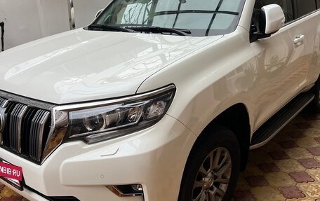 Toyota Land Cruiser Prado 150 рестайлинг 2, 2020 год, 6 550 000 рублей, 2 фотография