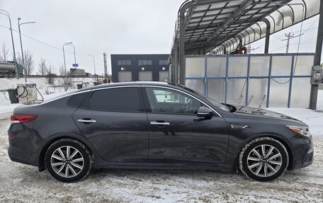 KIA Optima IV, 2018 год, 1 750 000 рублей, 3 фотография