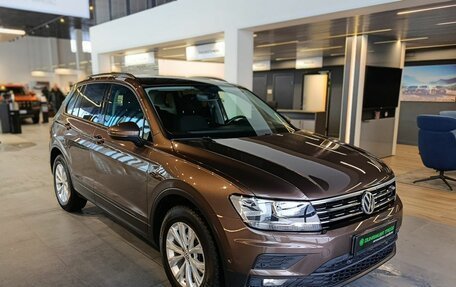Volkswagen Tiguan II, 2017 год, 1 650 000 рублей, 3 фотография