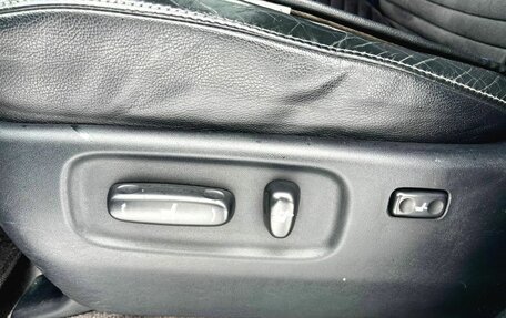 Toyota Land Cruiser 200, 2013 год, 3 950 000 рублей, 18 фотография