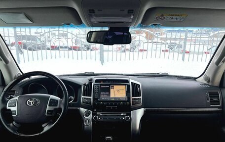 Toyota Land Cruiser 200, 2013 год, 3 950 000 рублей, 16 фотография