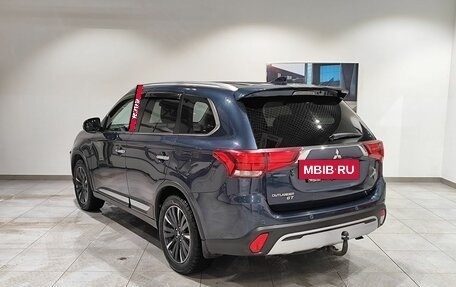 Mitsubishi Outlander III рестайлинг 3, 2020 год, 3 449 000 рублей, 7 фотография