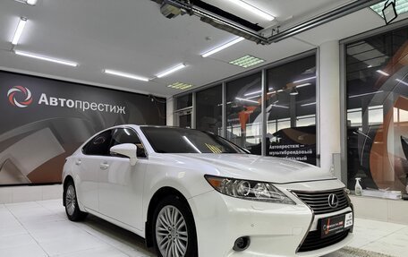 Lexus ES VII, 2013 год, 2 200 000 рублей, 1 фотография
