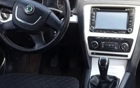 Skoda Octavia, 2011 год, 900 000 рублей, 7 фотография