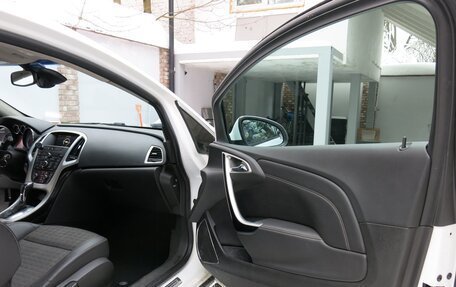 Opel Astra J, 2012 год, 999 000 рублей, 16 фотография