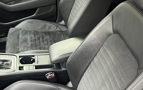 Volkswagen Passat B8 рестайлинг, 2017 год, 2 000 000 рублей, 13 фотография