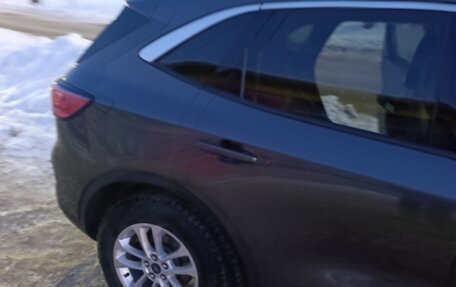 Ford Escape, 2020 год, 1 999 000 рублей, 4 фотография