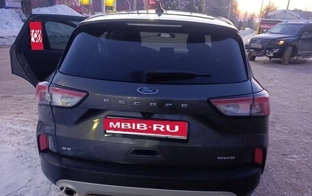 Ford Escape, 2020 год, 1 999 000 рублей, 5 фотография