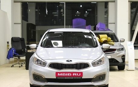 KIA cee'd III, 2016 год, 1 030 000 рублей, 2 фотография