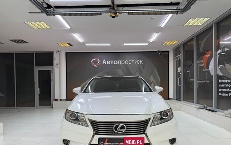 Lexus ES VII, 2013 год, 2 200 000 рублей, 2 фотография