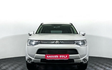 Mitsubishi Outlander III рестайлинг 3, 2014 год, 1 547 000 рублей, 2 фотография