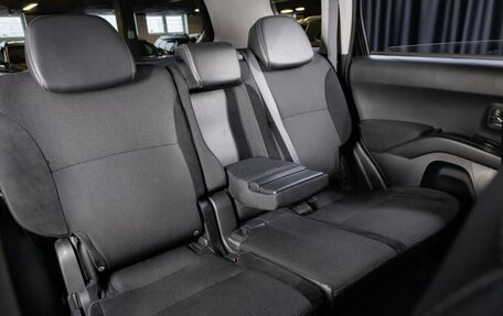 Peugeot 4007, 2012 год, 1 135 000 рублей, 17 фотография