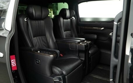 Toyota Alphard III, 2019 год, 4 498 999 рублей, 9 фотография