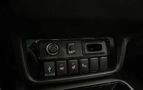 Mitsubishi Outlander III рестайлинг 3, 2020 год, 3 197 000 рублей, 15 фотография