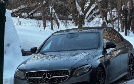 Mercedes-Benz E-Класс, 2017 год, 3 900 000 рублей, 15 фотография