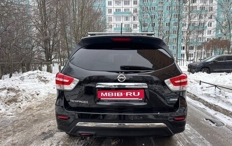 Nissan Pathfinder, 2015 год, 1 745 000 рублей, 6 фотография