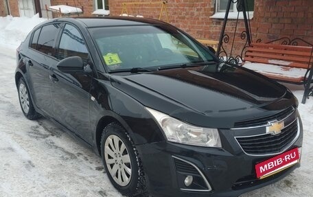Chevrolet Cruze II, 2013 год, 720 000 рублей, 3 фотография