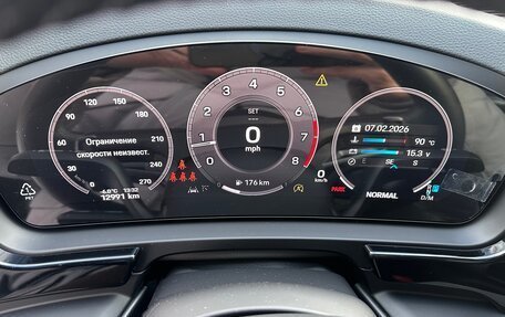 Porsche Cayenne III, 2024 год, 15 000 000 рублей, 18 фотография