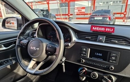 KIA Rio IV, 2021 год, 1 550 000 рублей, 5 фотография