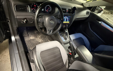 Volkswagen Jetta VI, 2014 год, 990 000 рублей, 20 фотография