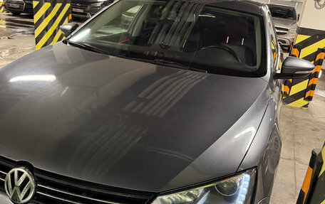 Volkswagen Jetta VI, 2014 год, 990 000 рублей, 21 фотография