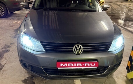 Volkswagen Jetta VI, 2014 год, 990 000 рублей, 15 фотография