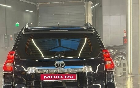 Toyota Land Cruiser Prado 150 рестайлинг 2, 2018 год, 6 050 000 рублей, 3 фотография