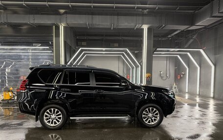 Toyota Land Cruiser Prado 150 рестайлинг 2, 2018 год, 6 050 000 рублей, 9 фотография
