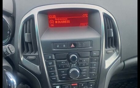 Opel Astra J, 2011 год, 550 000 рублей, 7 фотография