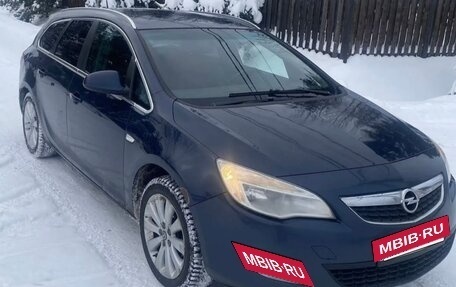 Opel Astra J, 2011 год, 550 000 рублей, 10 фотография