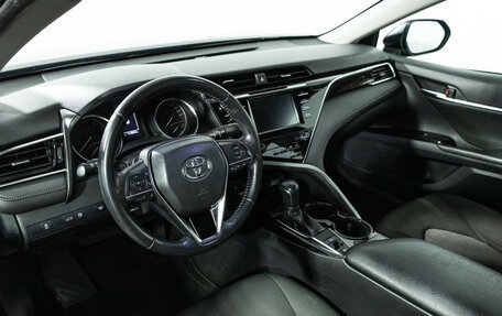 Toyota Camry, 2018 год, 2 799 700 рублей, 11 фотография