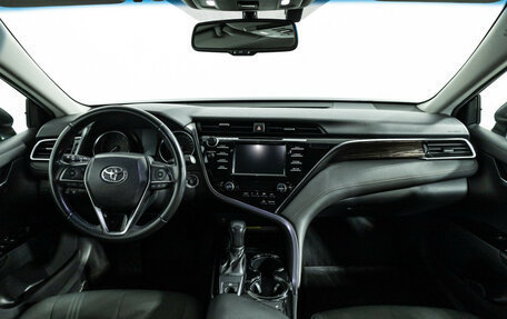 Toyota Camry, 2018 год, 2 799 700 рублей, 13 фотография