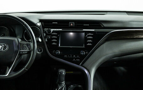 Toyota Camry, 2018 год, 2 799 700 рублей, 14 фотография