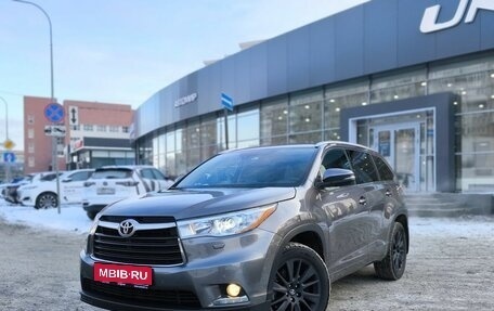 Toyota Highlander III, 2014 год, 3 150 000 рублей, 1 фотография