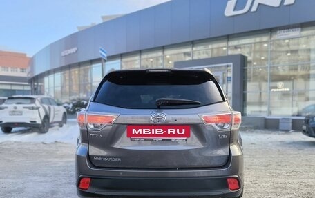 Toyota Highlander III, 2014 год, 3 150 000 рублей, 5 фотография