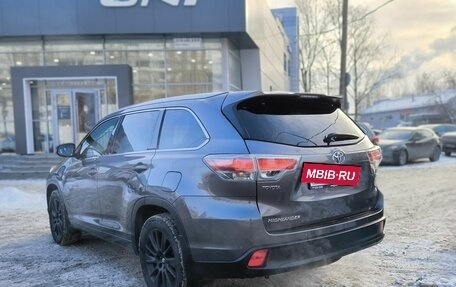 Toyota Highlander III, 2014 год, 3 150 000 рублей, 6 фотография