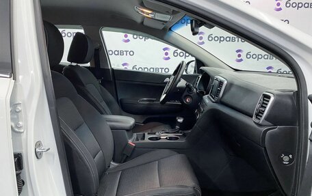 KIA Sportage IV рестайлинг, 2018 год, 2 359 000 рублей, 14 фотография