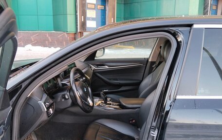 BMW 5 серия, 2018 год, 1 830 000 рублей, 7 фотография