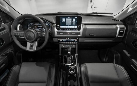 Mitsubishi L200, 2025 год, 5 450 000 рублей, 8 фотография