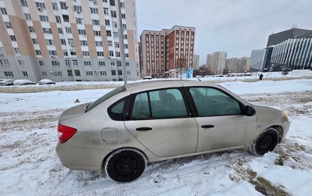 Renault Symbol, 2010 год, 300 000 рублей, 3 фотография